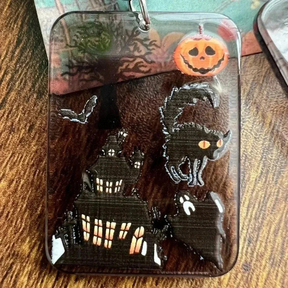 BUNDLE: (1) Shein “Boo Crew” Halloween woman’s tee size: XL (1) pair earrings - Picture 8 of 8